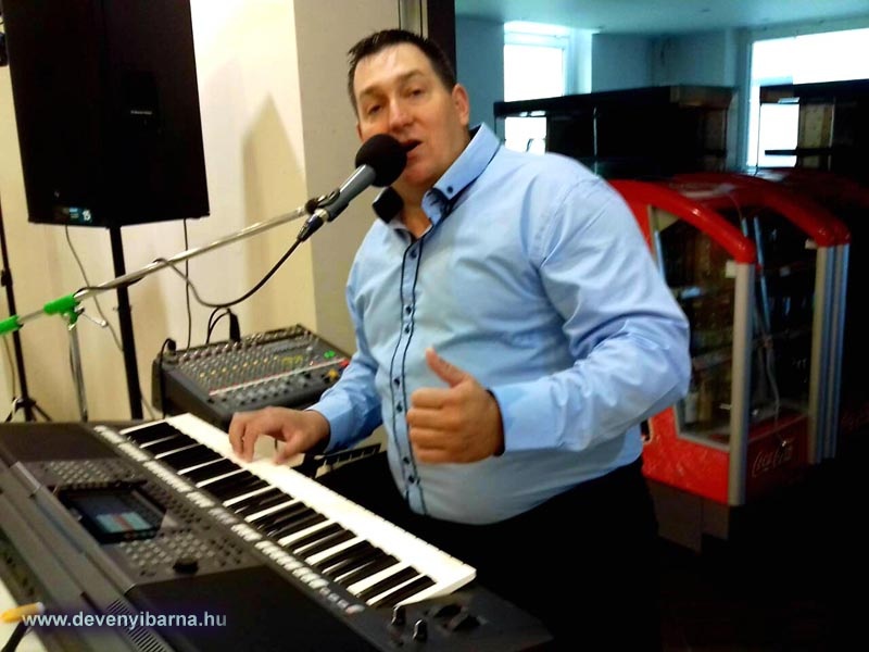 Hotel Az�r