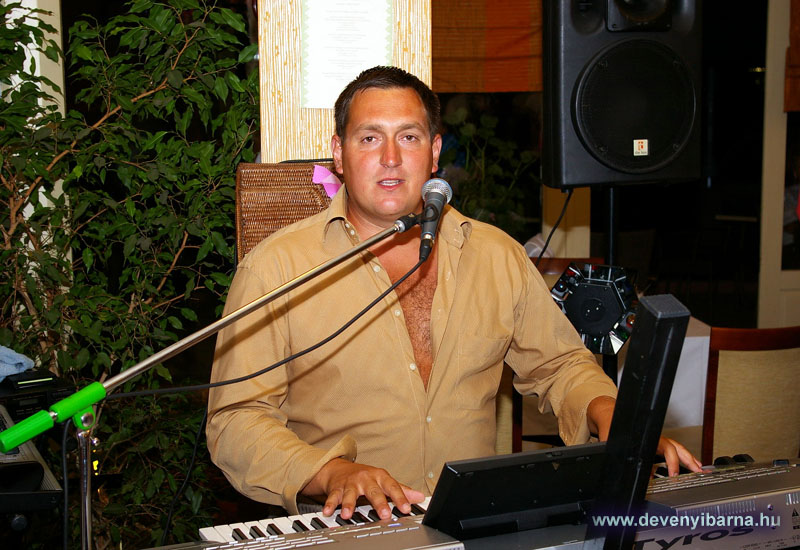 A Plat�n �tteremben